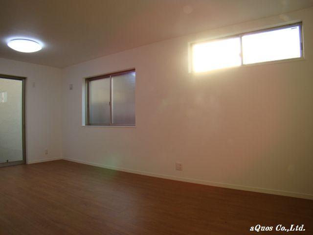 Living. Indoor (12 May 2013) Shooting