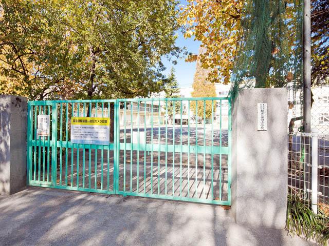 Primary school. 639m to Suginami Ward Momoi fourth elementary school
