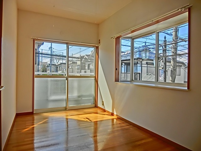 Living and room. room