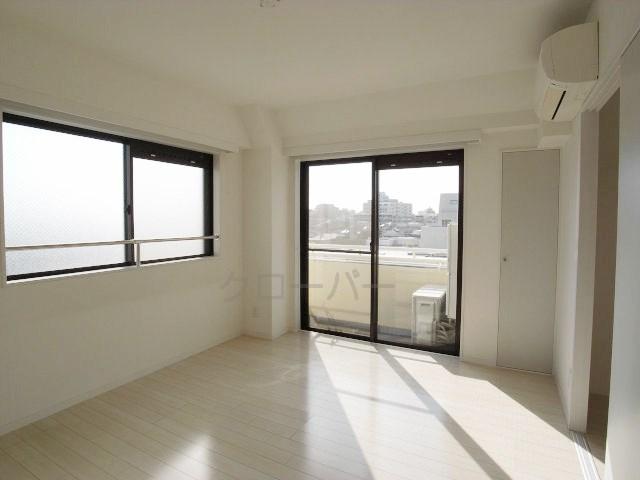 Non-living room