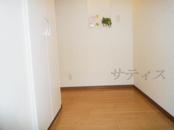 Non-living room