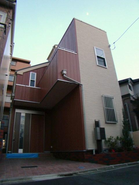 Local appearance photo. Local (12 May 2012) shooting