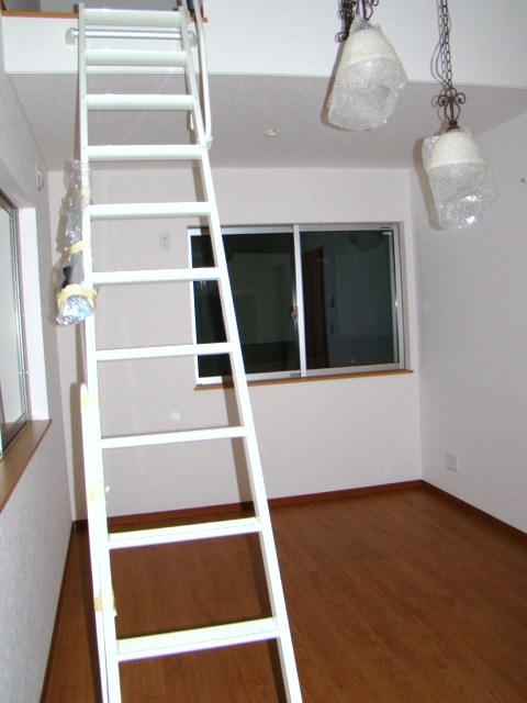 Living. Indoor (12 May 2012) shooting