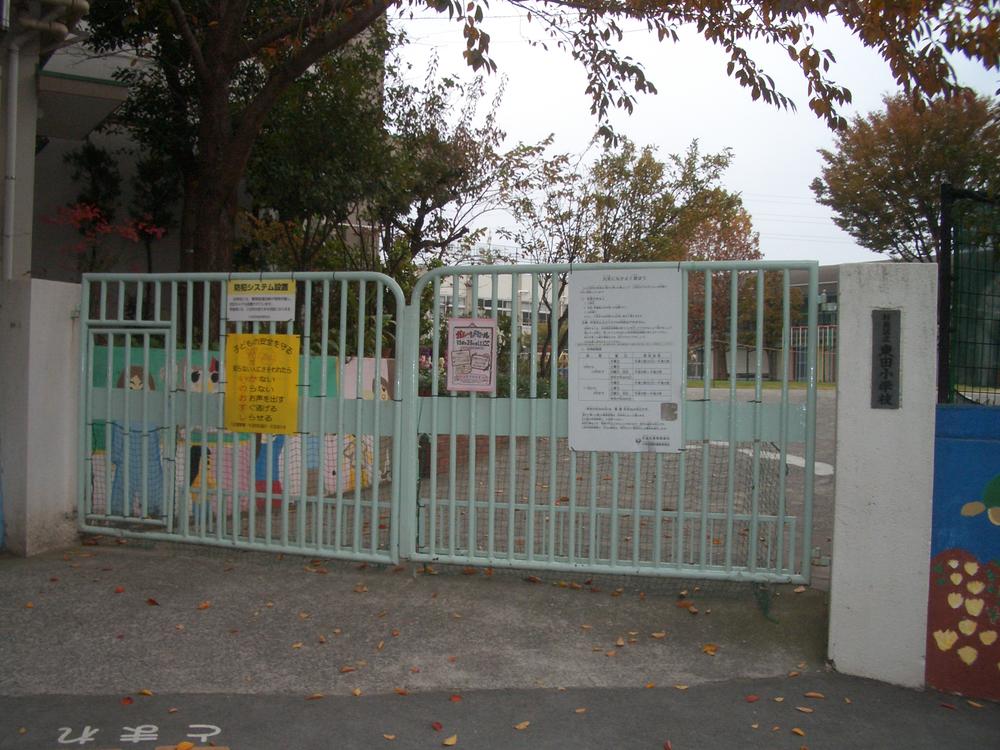 Primary school. Higashida until elementary school 477m