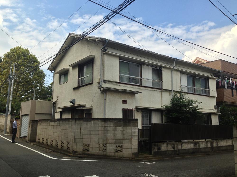 Local land photo. Local (10 May 2013) Shooting