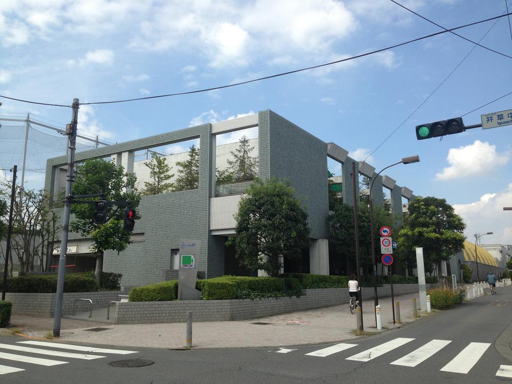 Other Environmental Photo. 400m to sports center