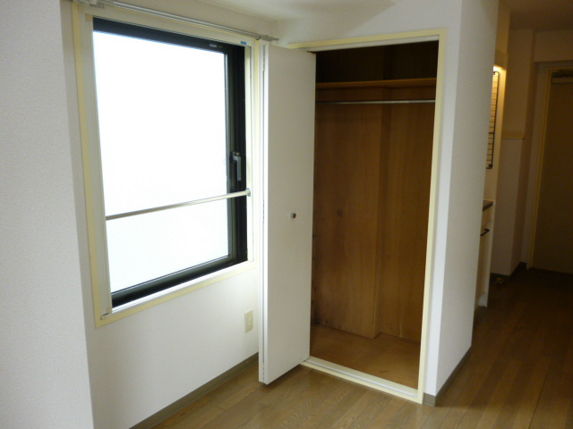 Other. Also solid available storage