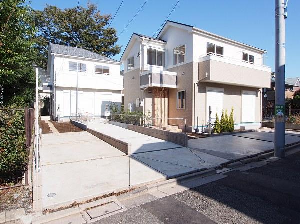 Local appearance photo. Local (11 May 2013) Shooting