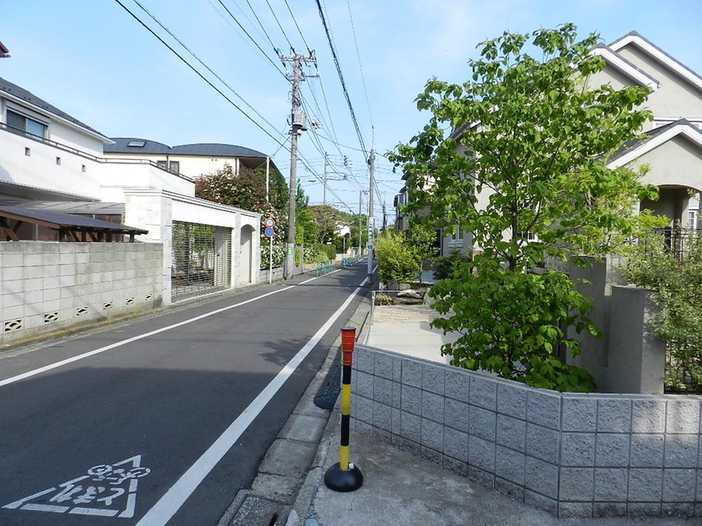 Streets around. 50m to local