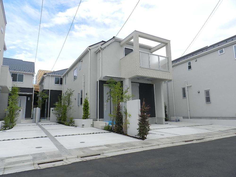 Local appearance photo. Airy Please check your local.