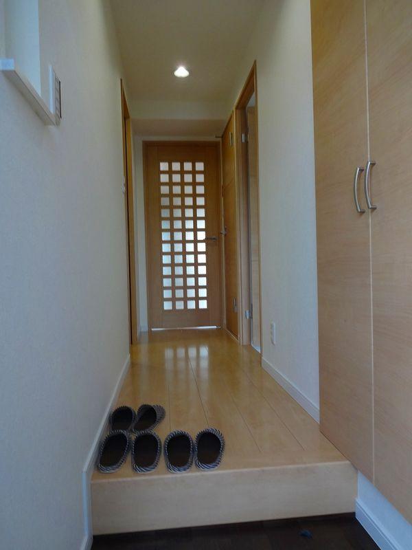 Entrance. Hanamasa Honancho shop