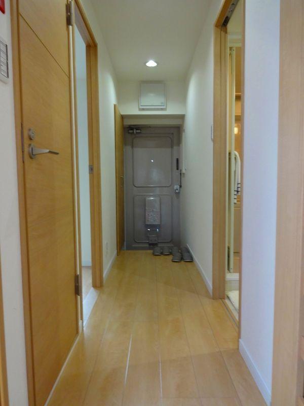 Entrance. Honancho Sakura clinic