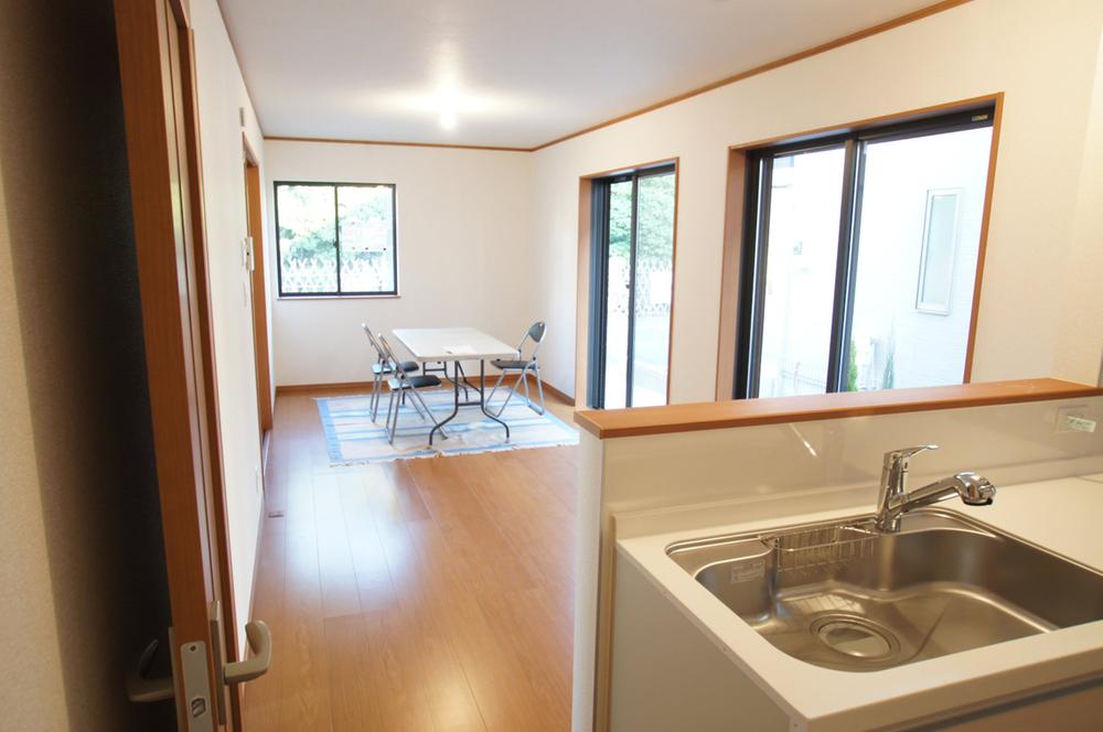 Living. Is the living room facing the south-facing.