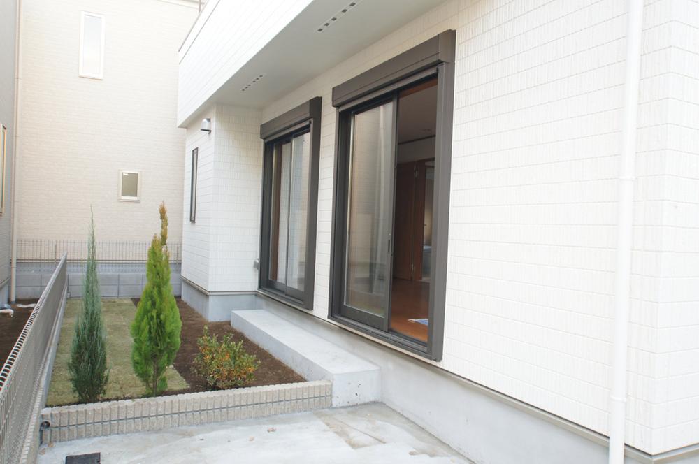 Garden. It is the garden.