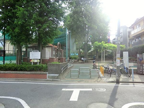 park. Koenjikita 100m to two park