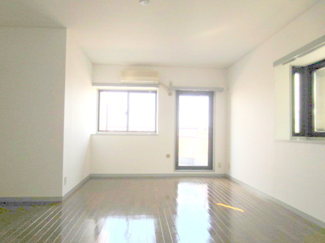 Living and room. room