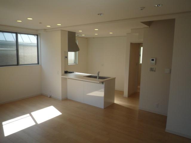 Same specifications photos (Other introspection)