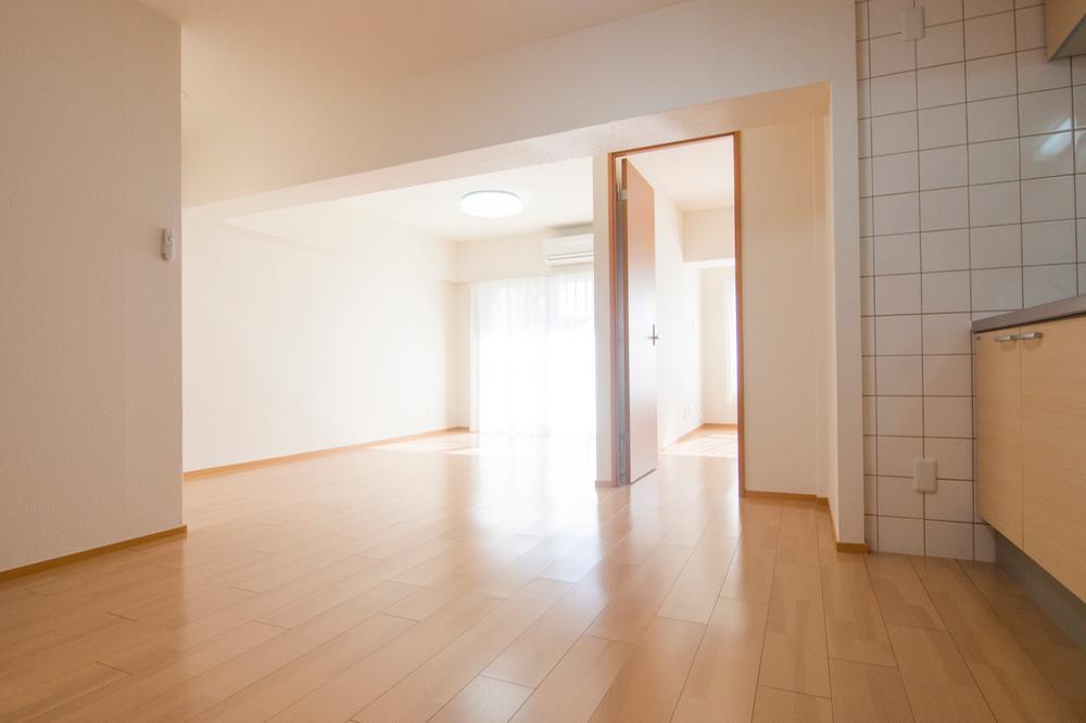 Living. Indoor (11 May 2013) Shooting