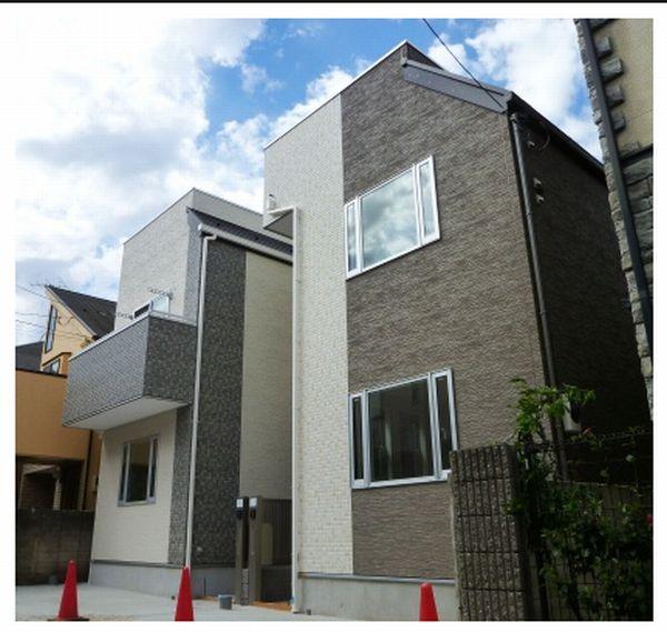 Local appearance photo. Enforcement example photo