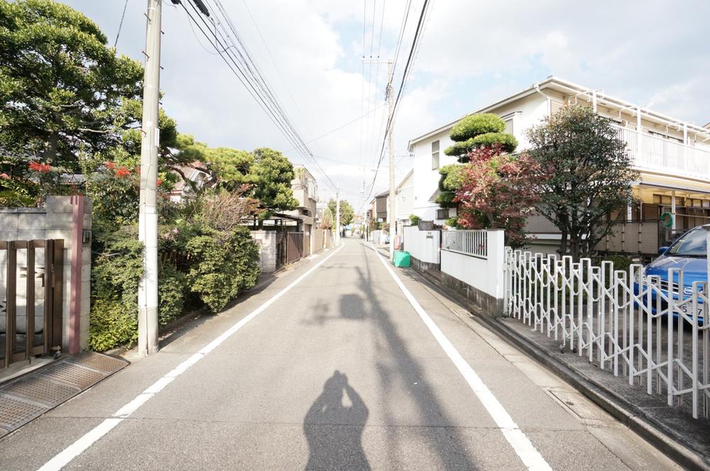 Other. It is a quiet residential area.