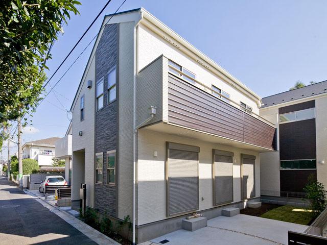 Local appearance photo. Sunny, South.