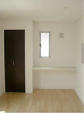 Non-living room. Same specifications