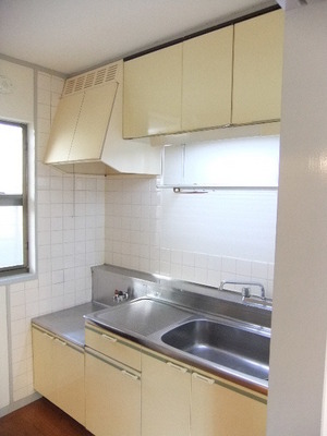 Kitchen. ※ Image will be the other issue chamber.