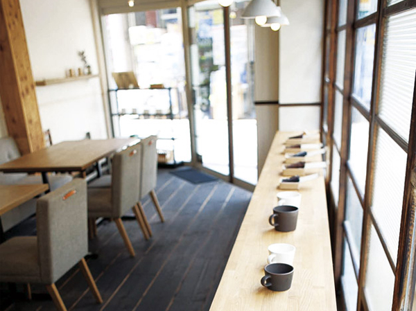 Surrounding environment. Tea date (about 630m / An 8-minute walk)