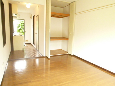 Living and room. A look at the room from the balcony side ☆