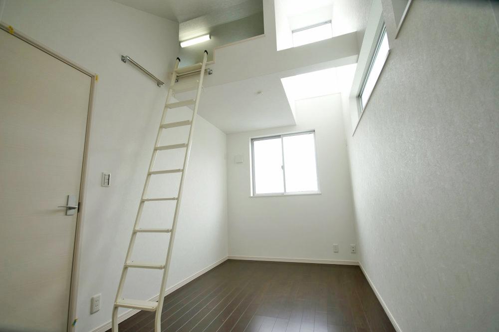 Same specifications photos (Other introspection). Bright Western-style pleasing to the children's room (enforcement example)