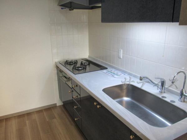 Kitchen. Ogikubo Station walk about 9 minutes