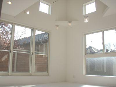 Same specifications photos (Other introspection). Enforcement example photo