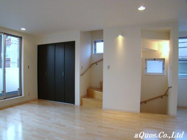 Same specifications photos (living). Same specifications