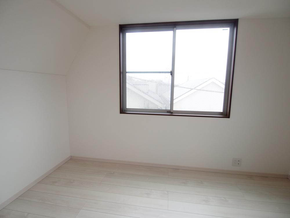 Non-living room. Building 3. Indoor (12 May 2013) Shooting