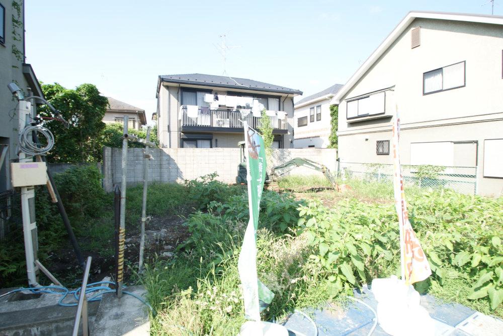 Local land photo. Car loading and unloading is also a breeze. 