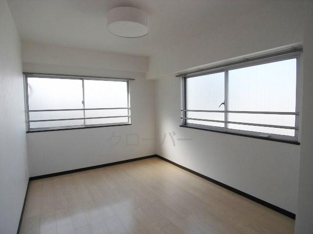 Non-living room