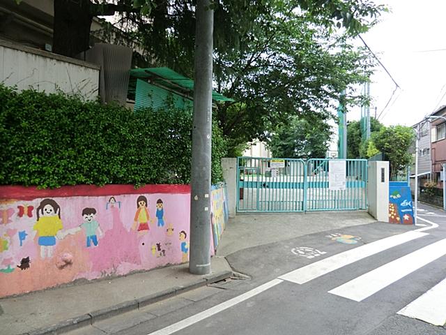 Primary school. 200m to Suginami Ward Higashida Elementary School