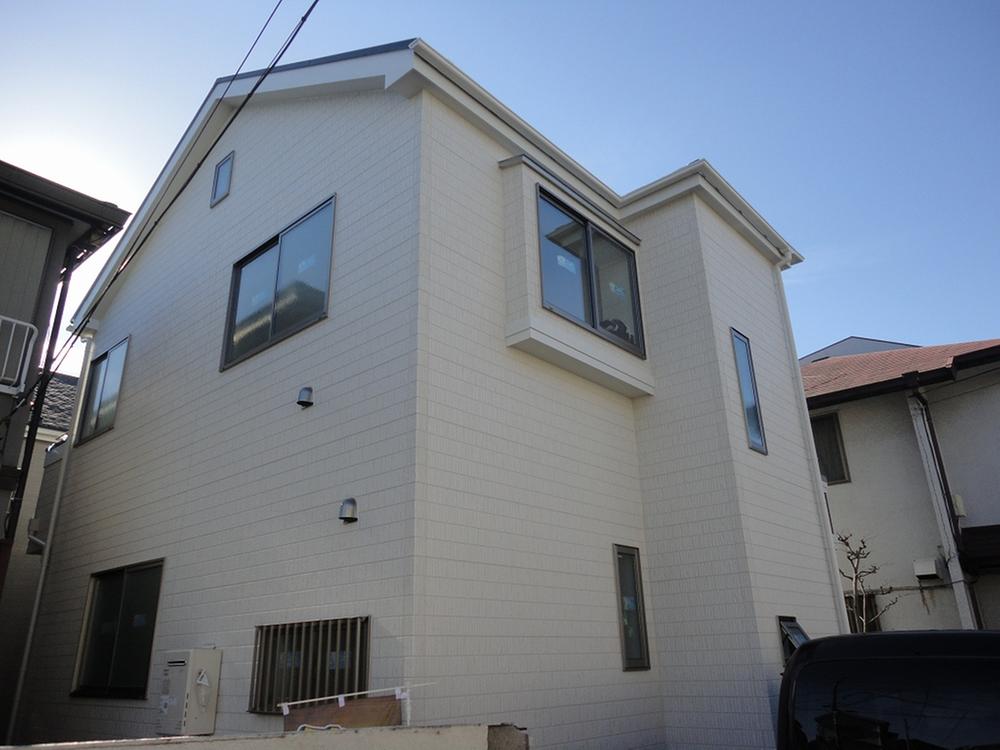 Local appearance photo