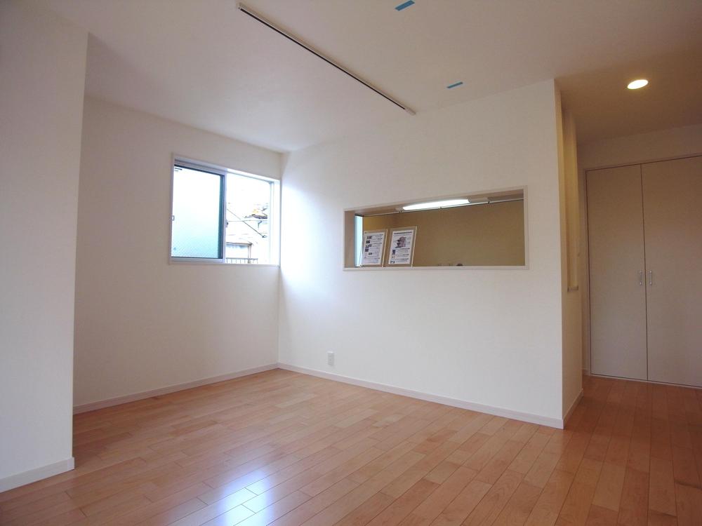 Same specifications photos (living). Dining construction cases