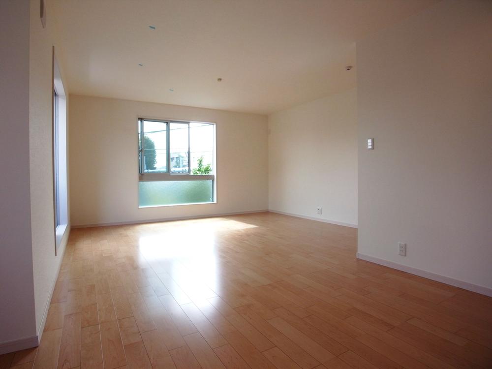 Same specifications photos (living). Living example of construction