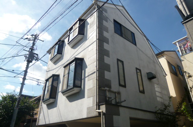 Other. Appearance (2)