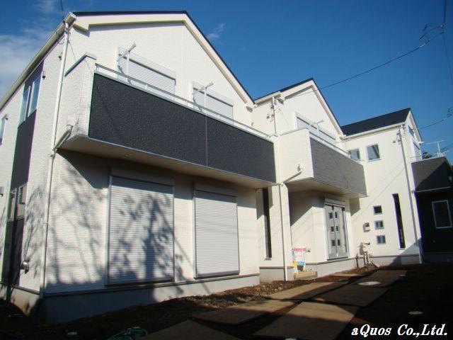 Local appearance photo. Local (11 May 2013) Shooting