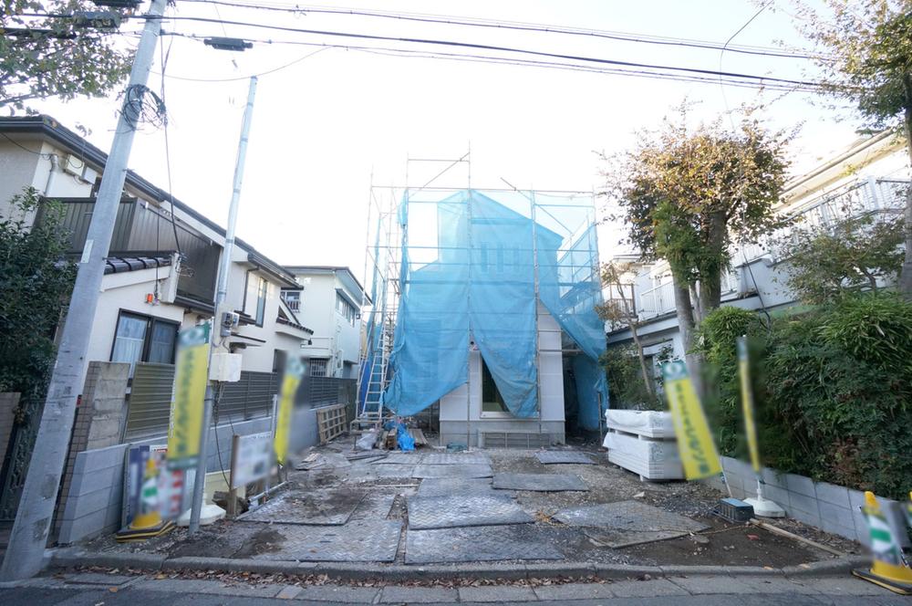 Local appearance photo. Local is under construction. Scheduled for completion is scheduled for January 2014. 