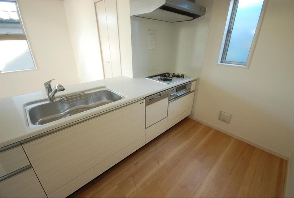 Kitchen. C Building Kitchen