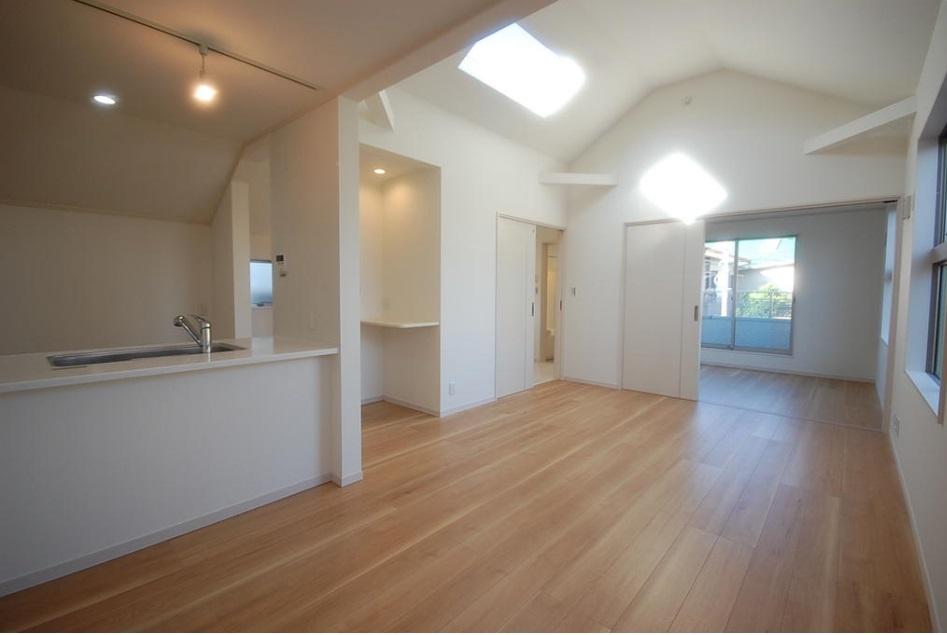 Living. C Building Living