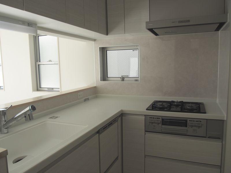 Kitchen. B Building room (November 2013) Shooting