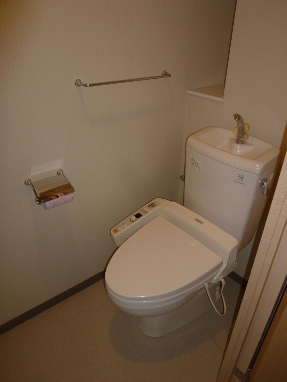 Toilet. Indoor (June 2013) Shooting