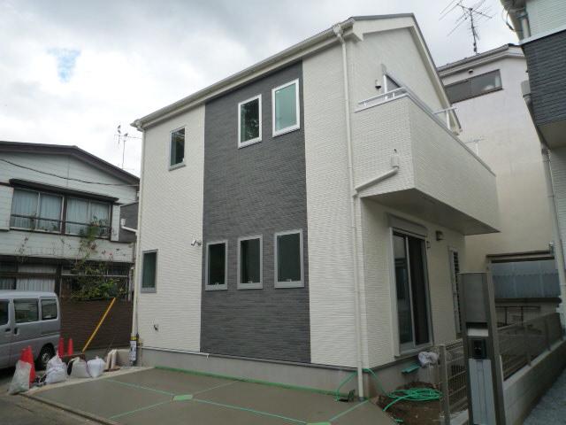 Local appearance photo