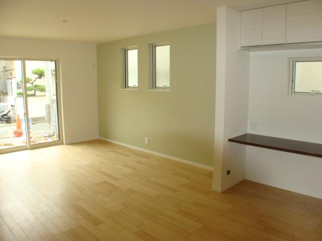 Same specifications photos (Other introspection)