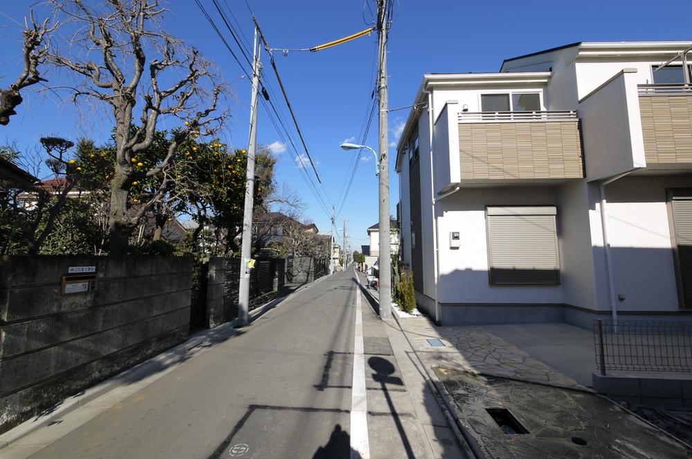 Local photos, including front road. Local (12 May 2013) Shooting